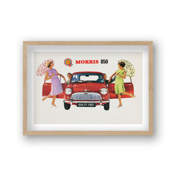 Morris 850 Red Mini Smiling Couples