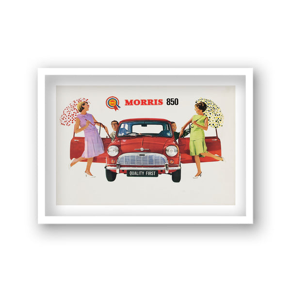 Morris 850 Red Mini Smiling Couples