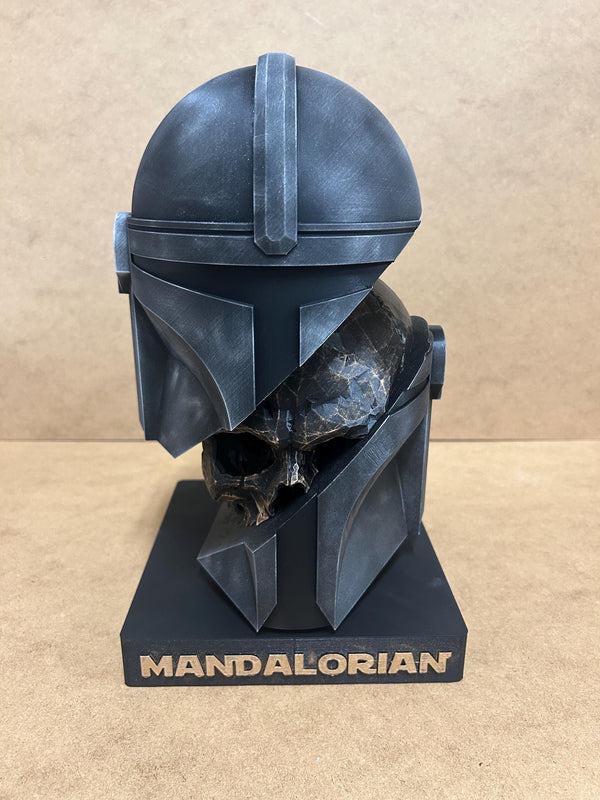 Mandalorian Skull Helmet - Mandalorian - 3D printed - Display - 3D Print - Hand Painted