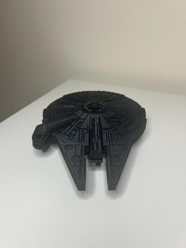 Millennium Falcon - Star Wars - 3D printed - Model - 3D Print - Figurine - Hand Painted