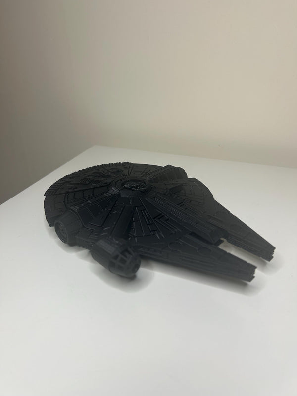 Millennium Falcon - Star Wars - 3D printed - Model - 3D Print - Figurine - Hand Painted