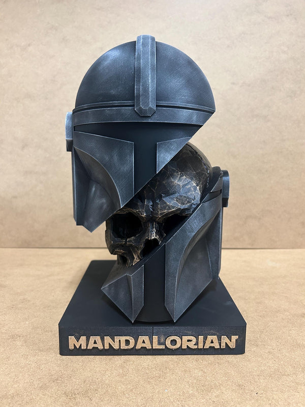 Mandalorian Skull Helmet - Mandalorian - 3D printed - Display - 3D Print - Hand Painted