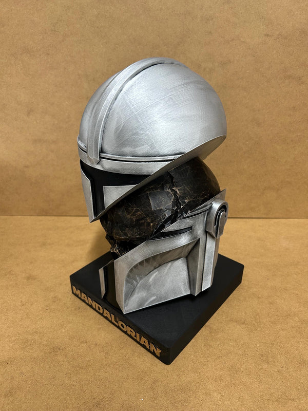 Mandalorian Skull Helmet - Mandalorian - 3D printed - Display - 3D Print - Hand Painted