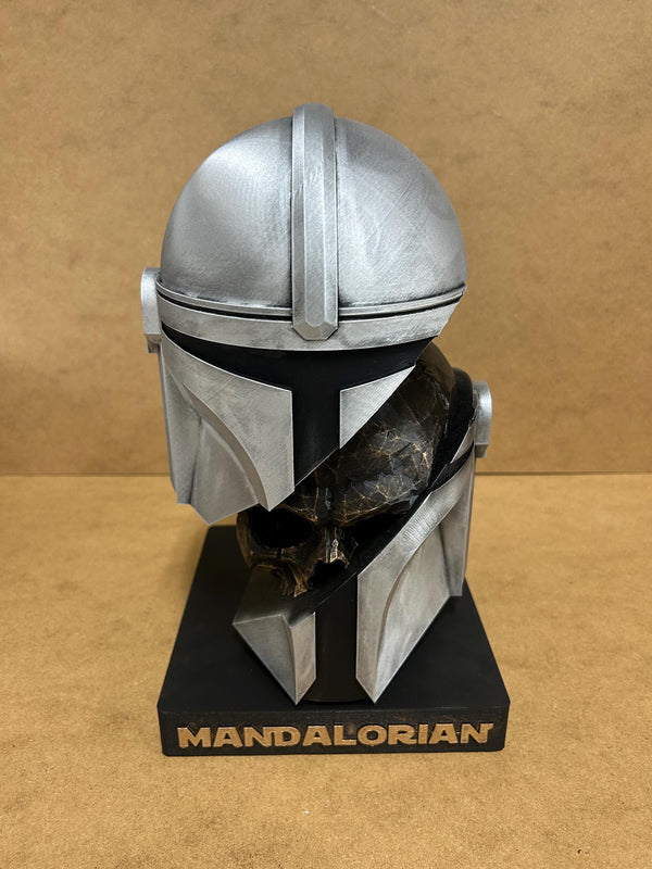 Mandalorian Skull Helmet - Mandalorian - 3D printed - Display - 3D Print - Hand Painted