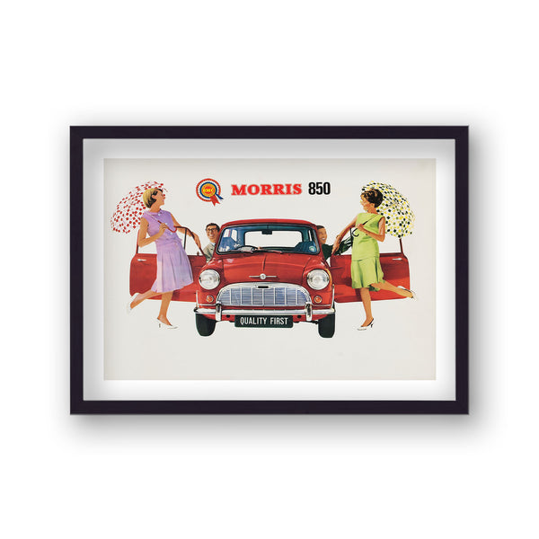 Morris 850 Red Mini Smiling Couples